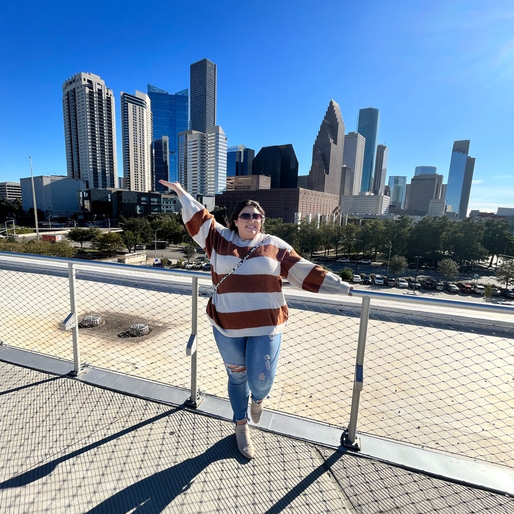 Meet your Posher, Macee Kae